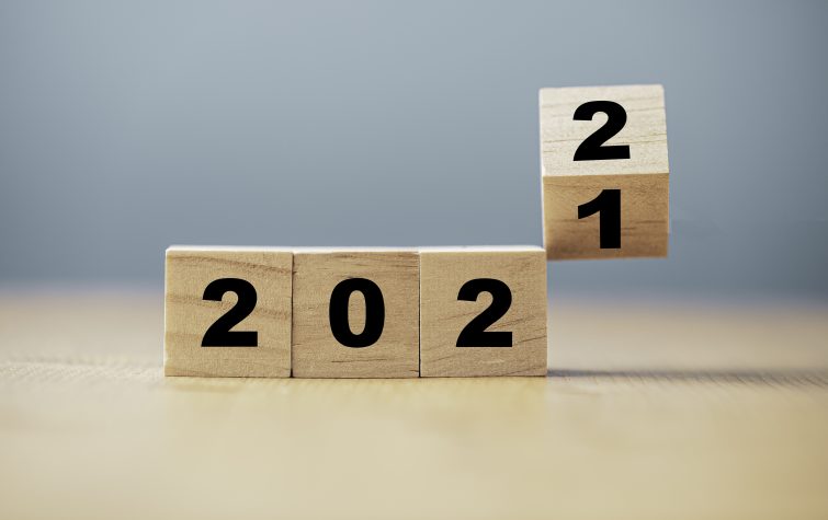 Flipping of wooden block for change from 2021 to 2022
